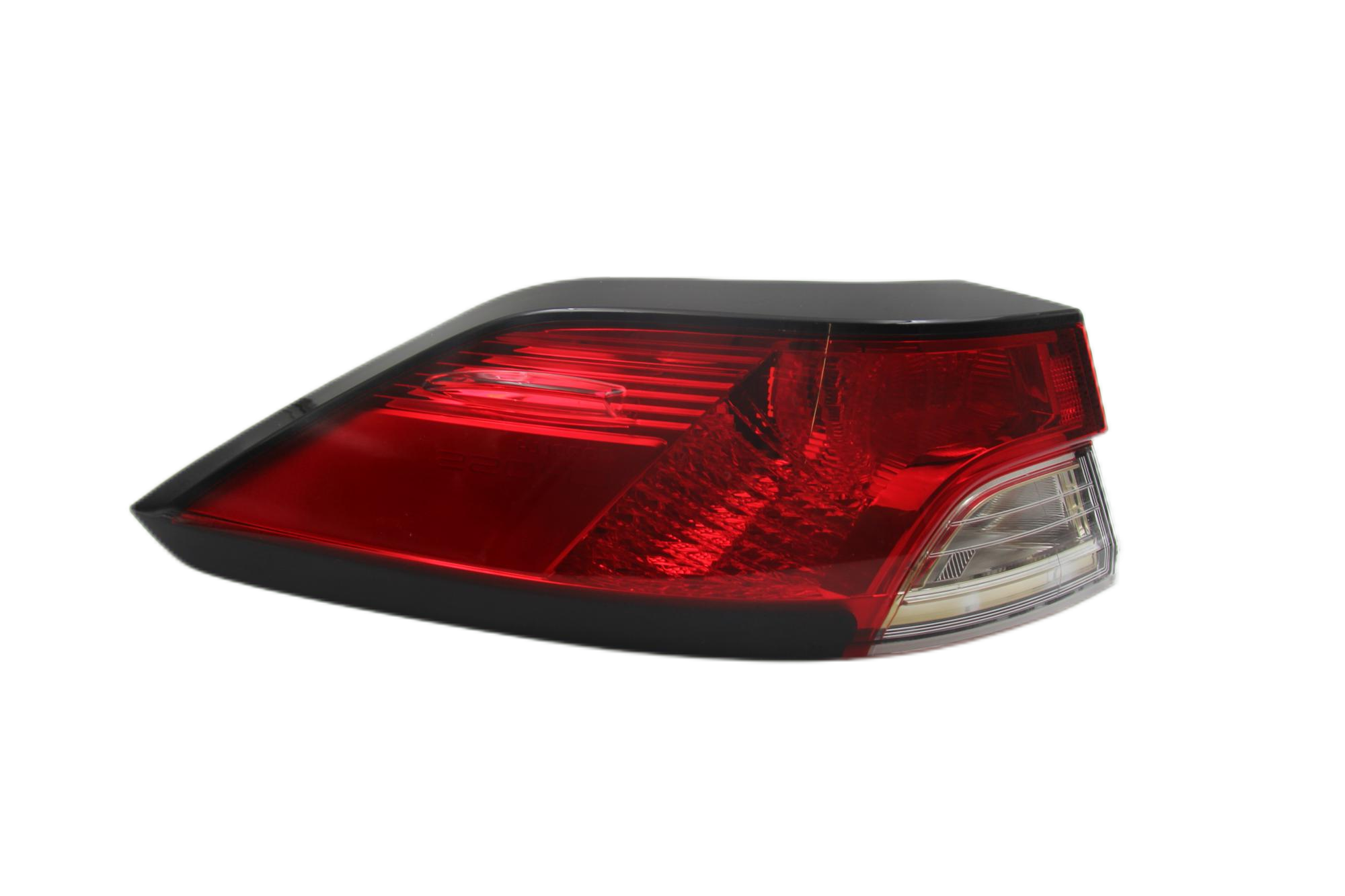 MG-17-226 COROLLA CROSS 2020 TAIL LAMP OUTER