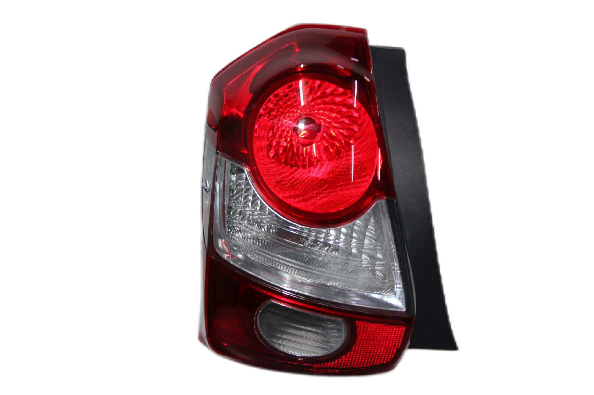 MG-17-215 ETIOS 2017 HATCH TAIL LAMP  FUME