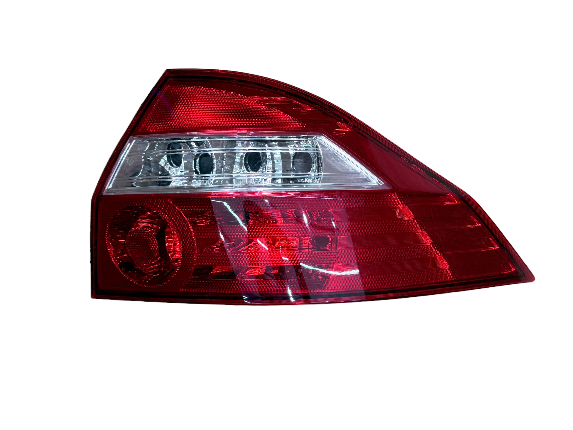 MG-30-040 PRISMA 06-12 TAIL LAMP WHITE
